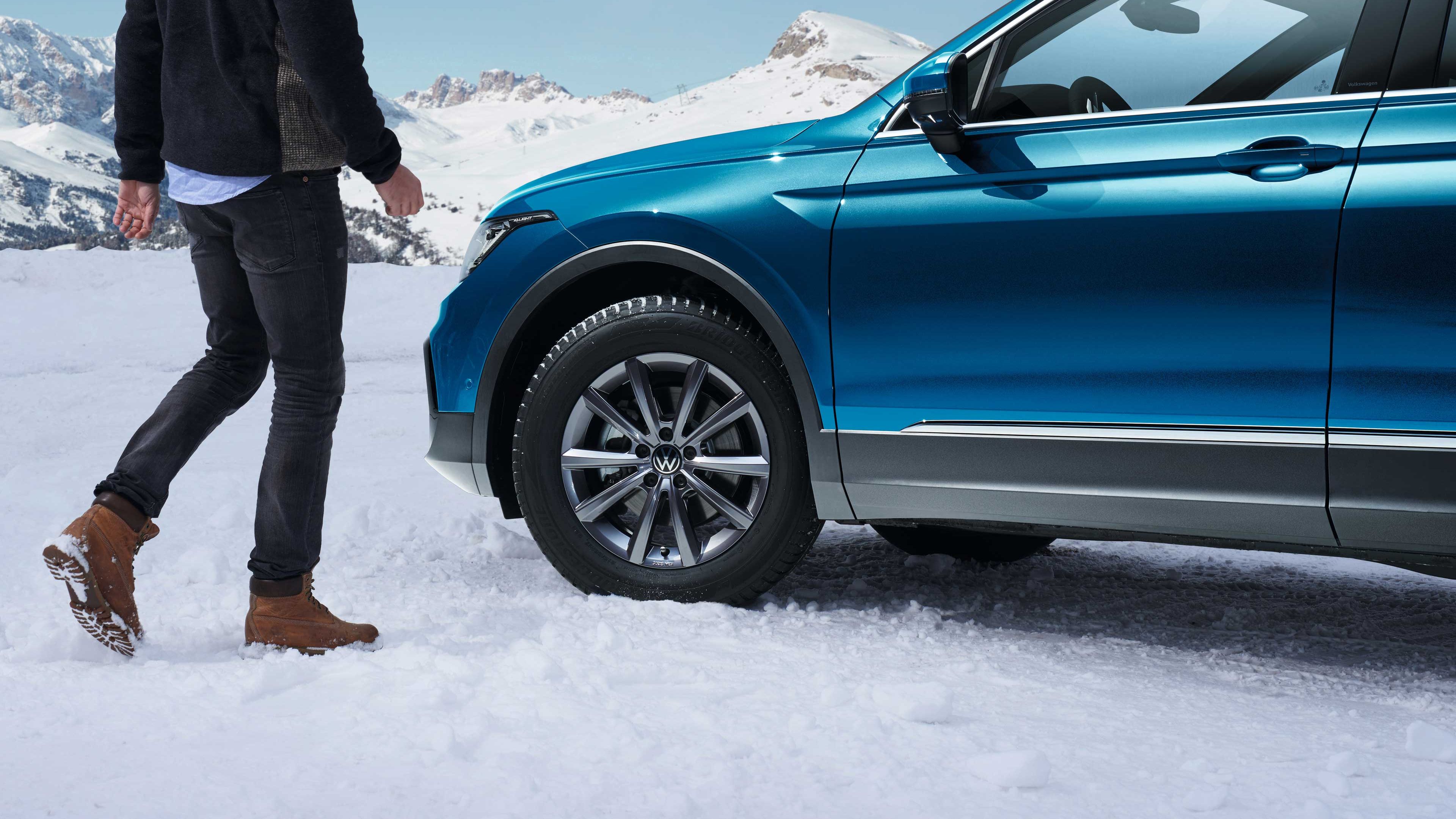 VW Tiguan im Schnee