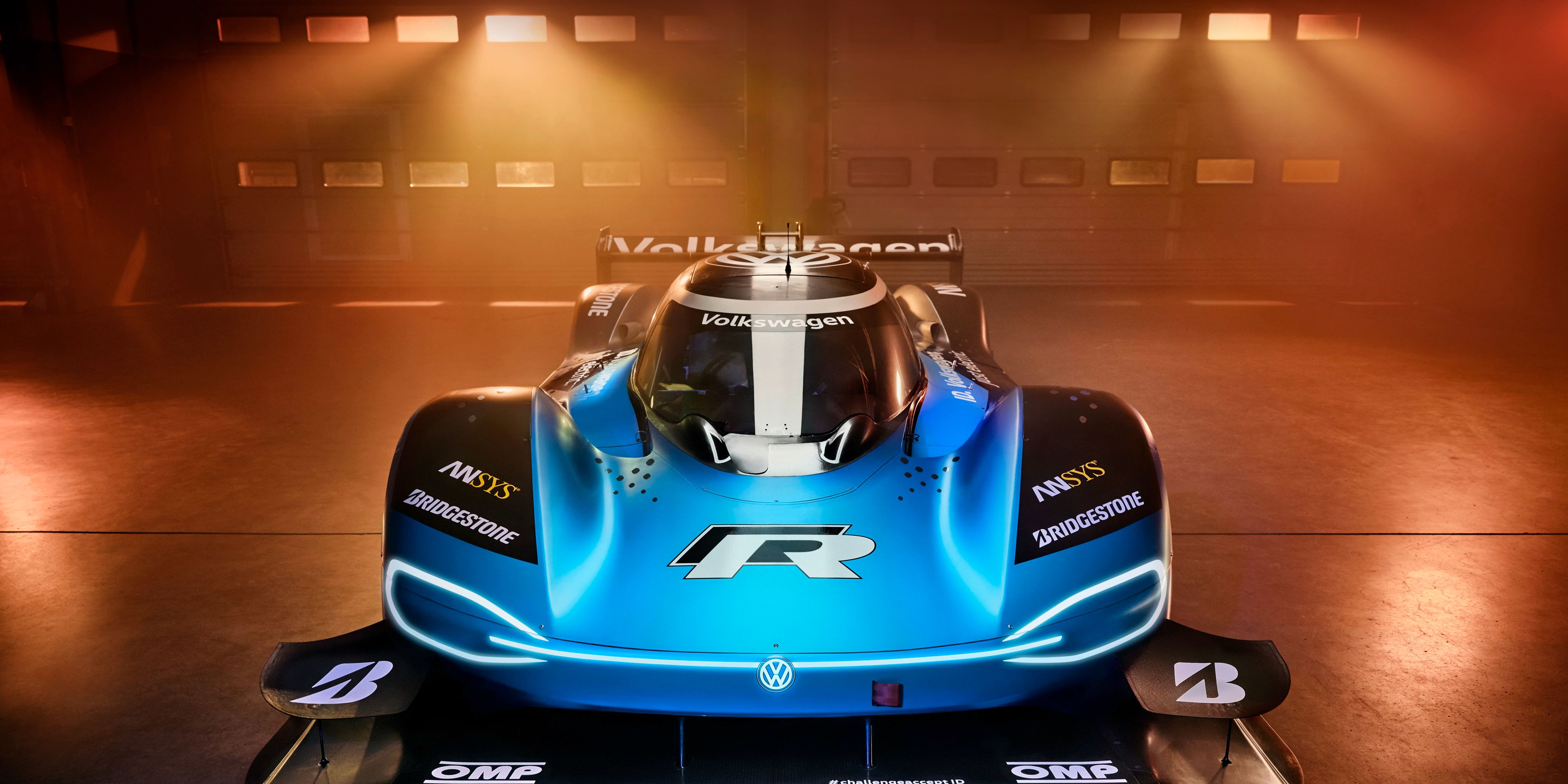 Volkswagen ID.R, mașină de curse cu propulsie electrică, depozit